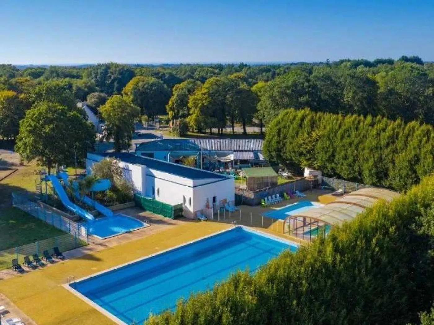 Camping 3 Etoiles - Piscine - Efcaga Saint-Yvy 0*,  Fransa