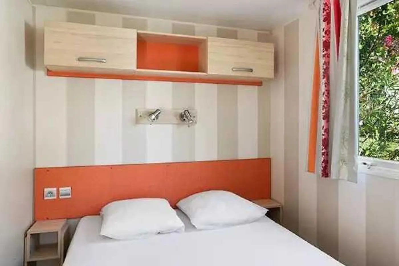 Kamp alanı Camping 3 Etoiles - Piscine - Efcaga Saint-Yvy